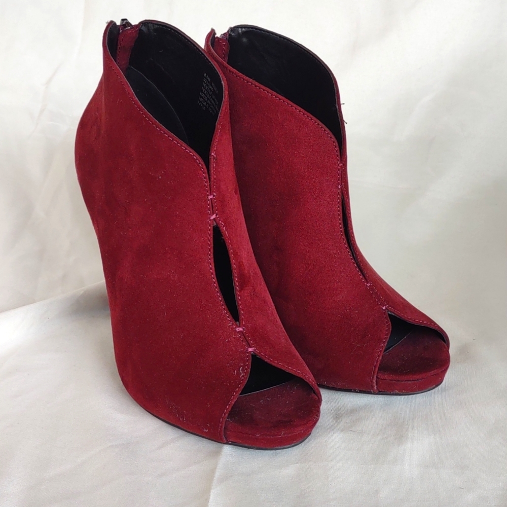 Wine Colored Stiletto Dress Shoes